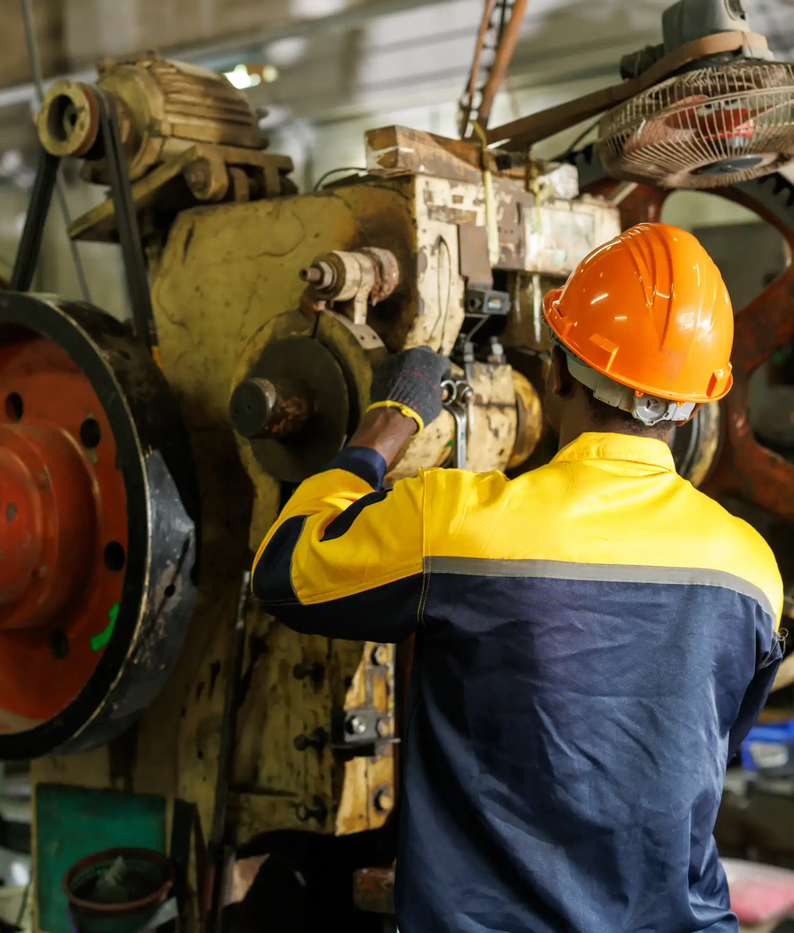 Imagen de ¿En qué consiste nuestra <span class='text-ditsa-Primary-Verde-2'>reparación mecánica</span> de <span class='text-ditsa-Primary-Verde-2'>maquinaria</span>?